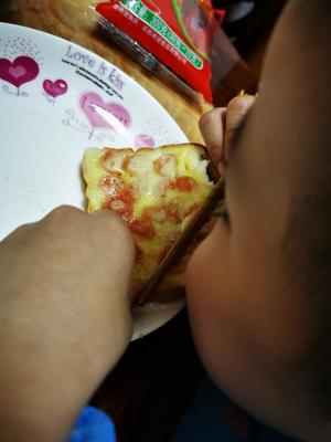 家庭版微波炉儿童披萨的做法 步骤5