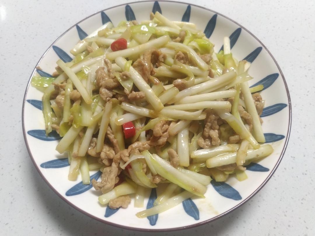 川菜俏荤的代表—韭黄肉丝