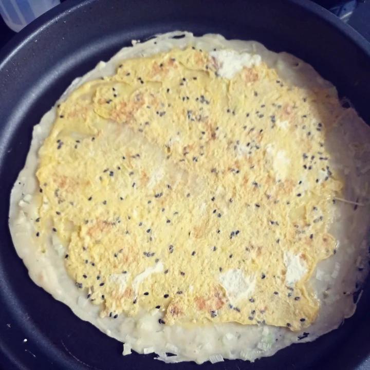 早餐香葱鸡蛋饼
