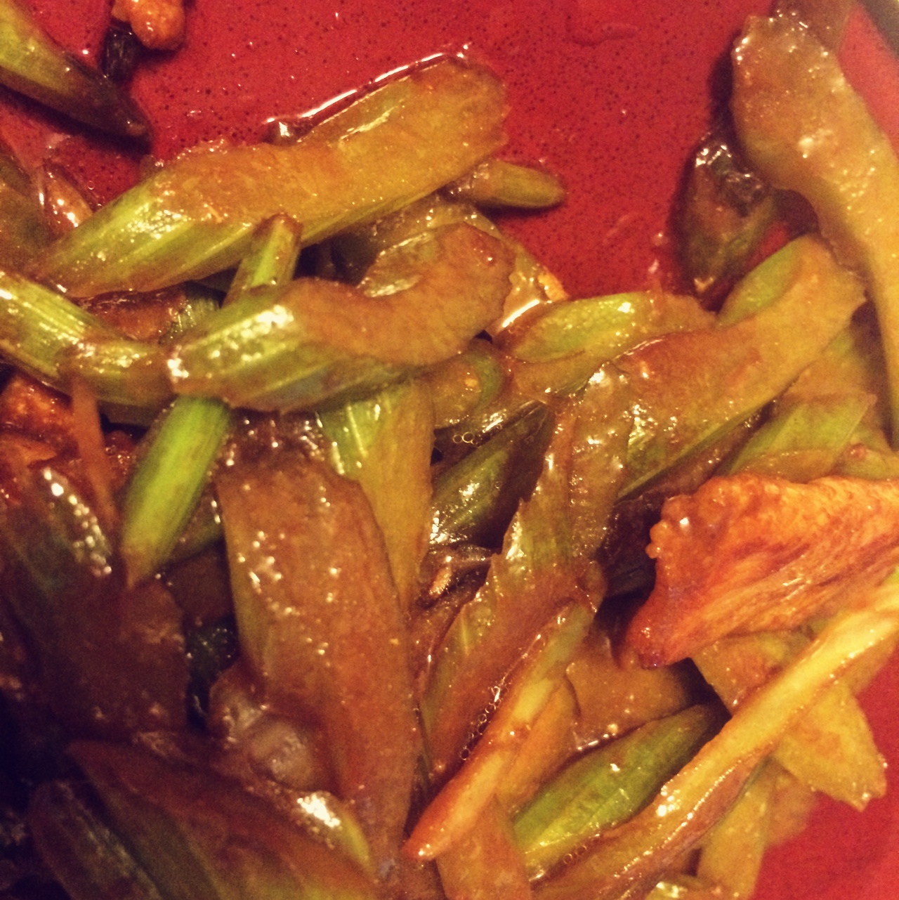 芹菜炒肉