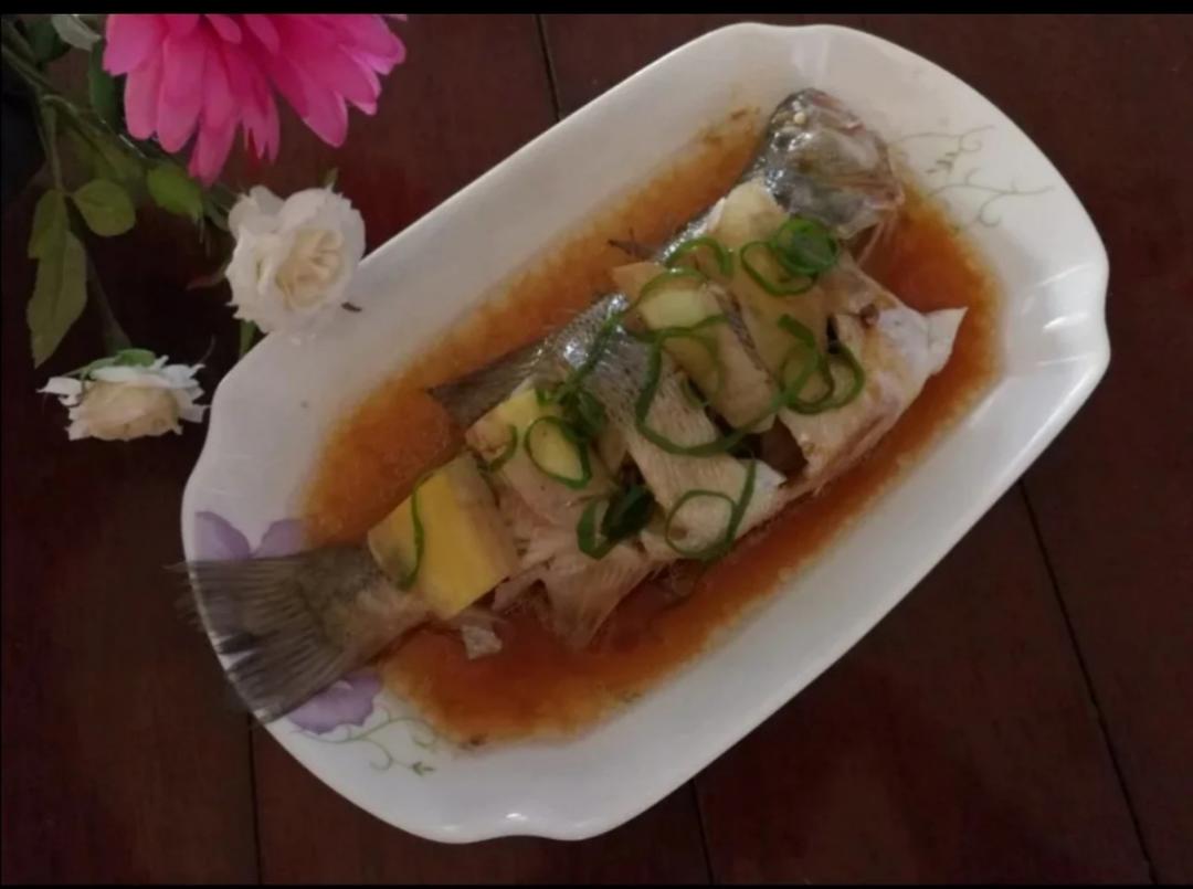 年年有余 清蒸鲈鱼