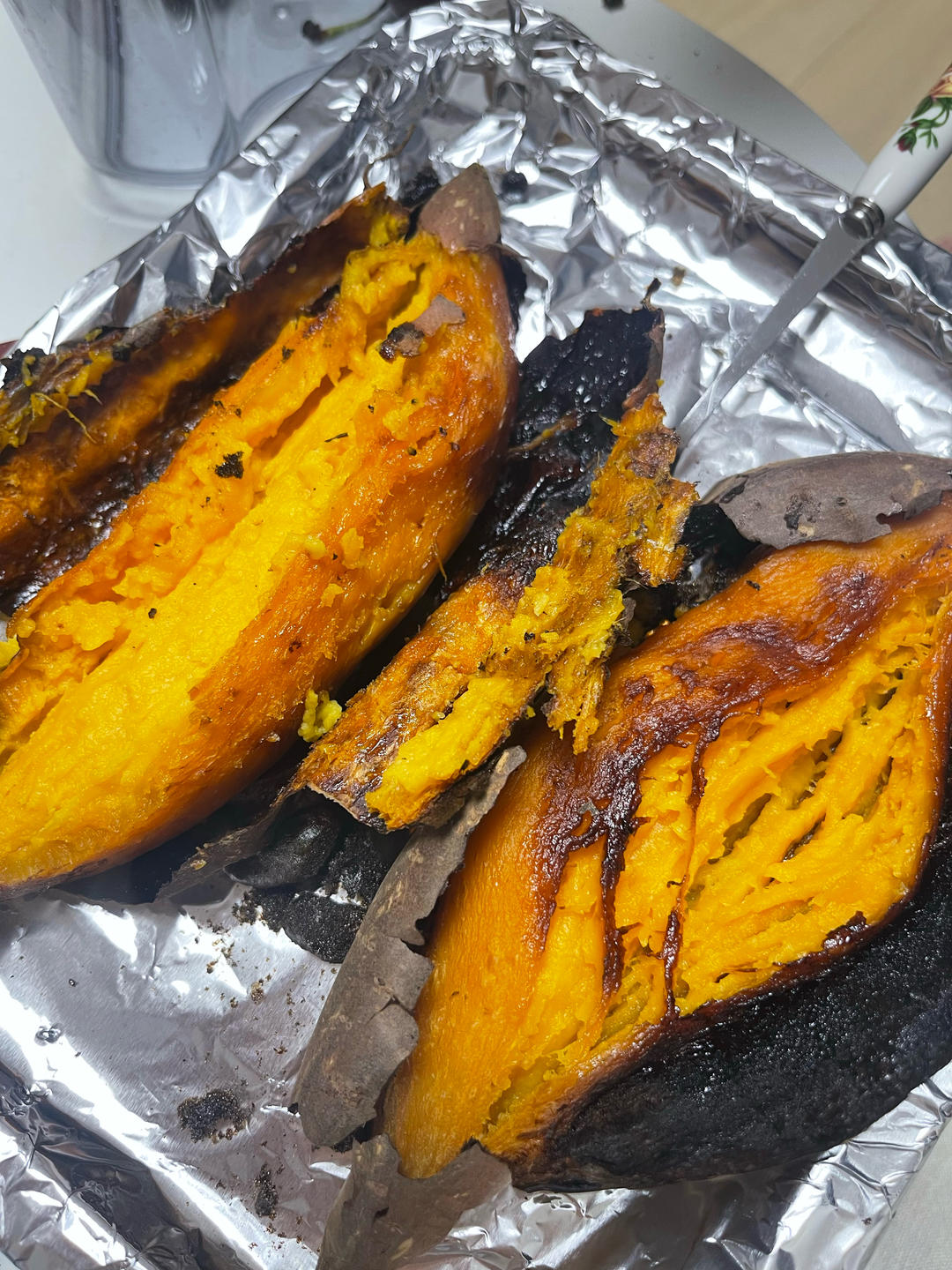 【糯唧唧的烤红薯】糖油四溢皮肉分离外糯里嫩吸溜着吃！