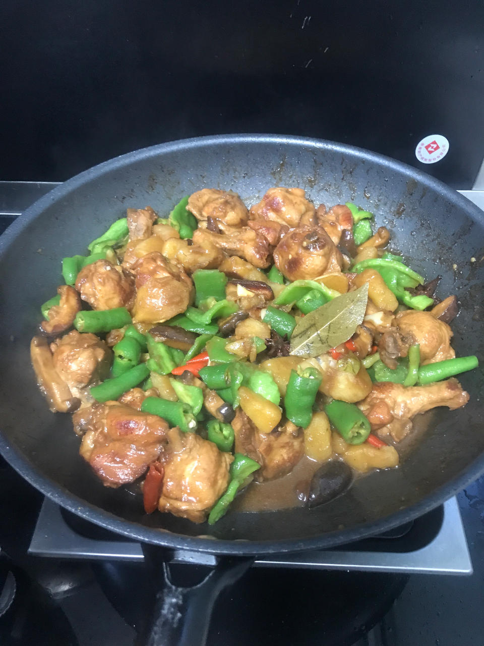 黄焖鸡米饭