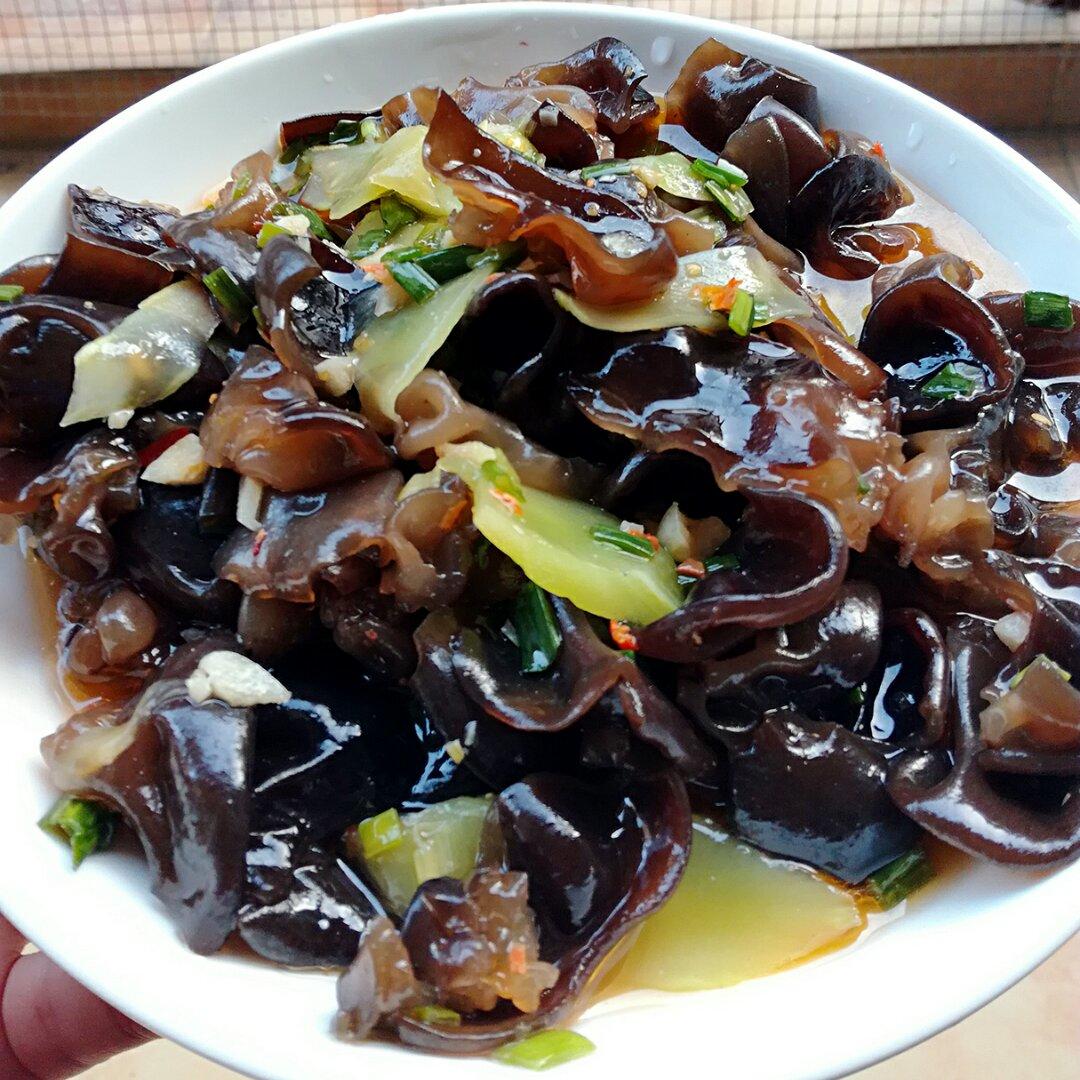 手机用户9660_7ezs做的凉拌胡萝卜黑木耳