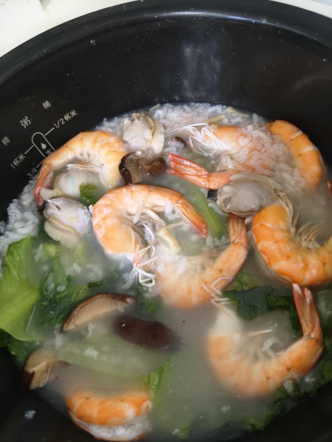 电饭煲海鲜粥