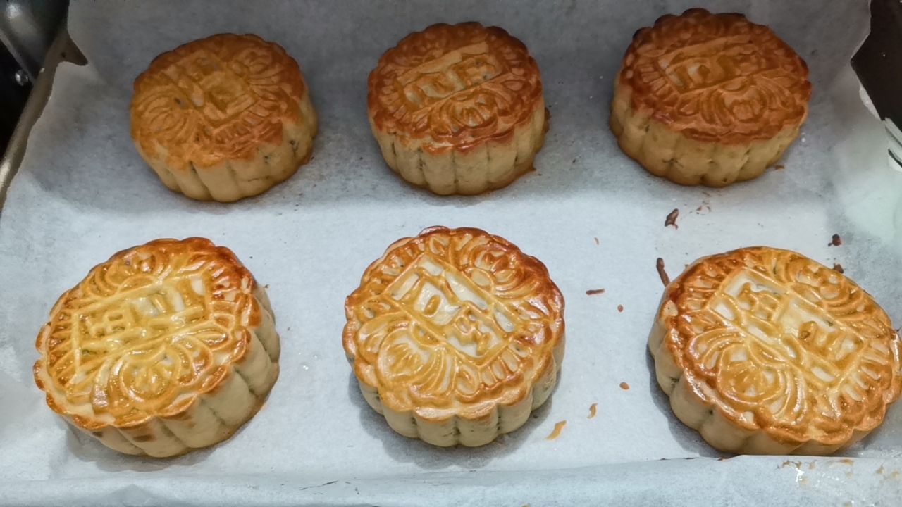 广式传统五仁月饼