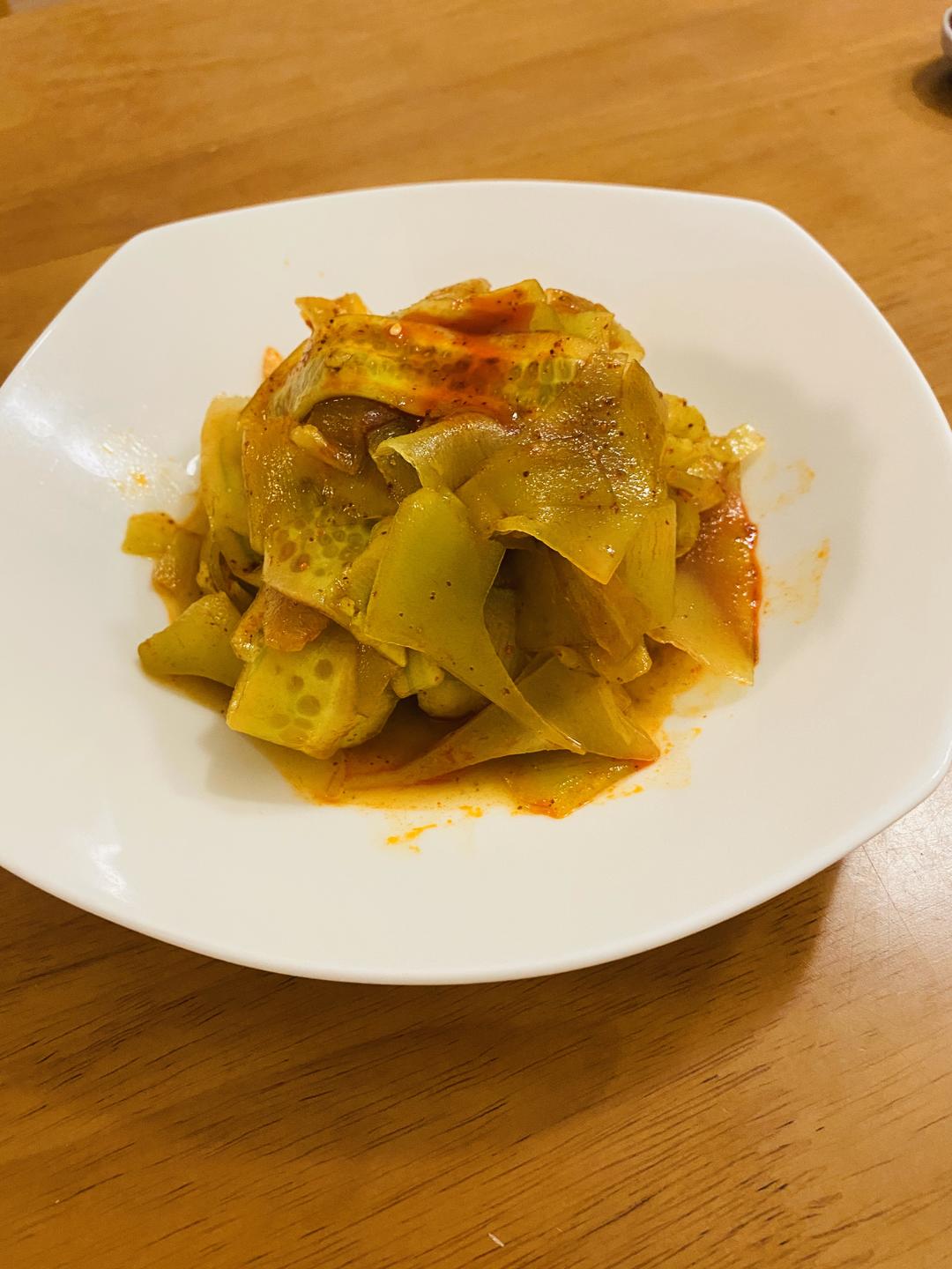 黄瓜的神奇口感：玉带黄瓜的做法