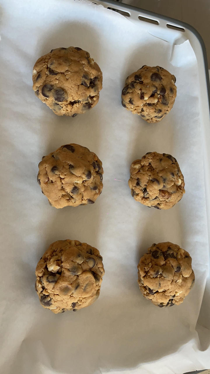 坊间传说纽约最好吃的巧克力曲奇饼Chocolate Chip Cookies at Levain Bakery