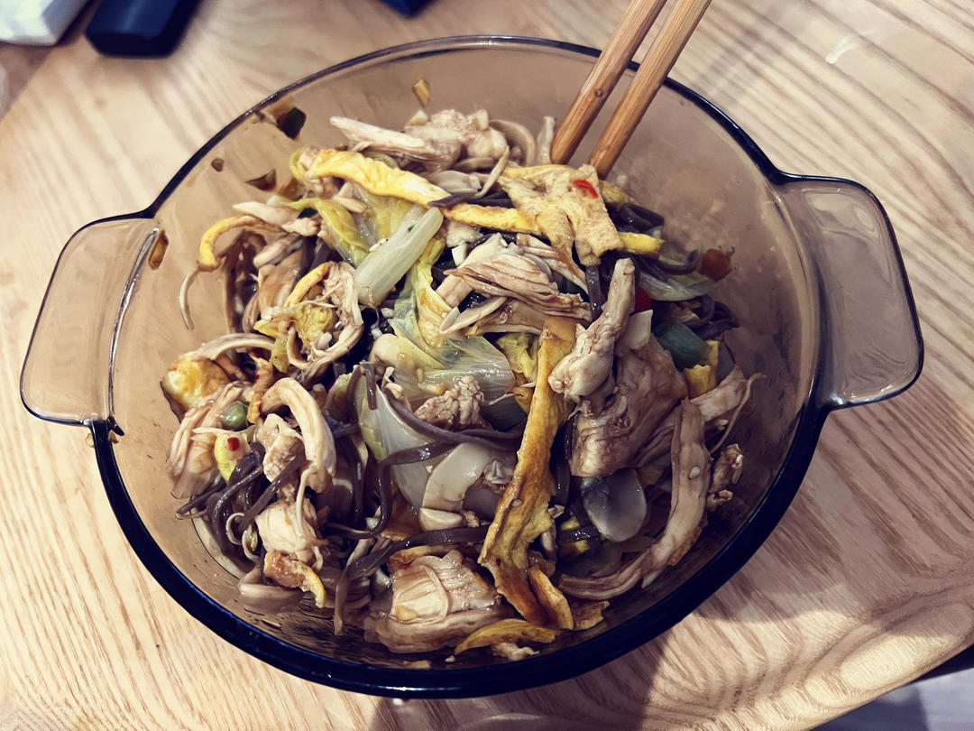 快手减脂餐❗️爆好吃的凉拌鸡丝荞麦面