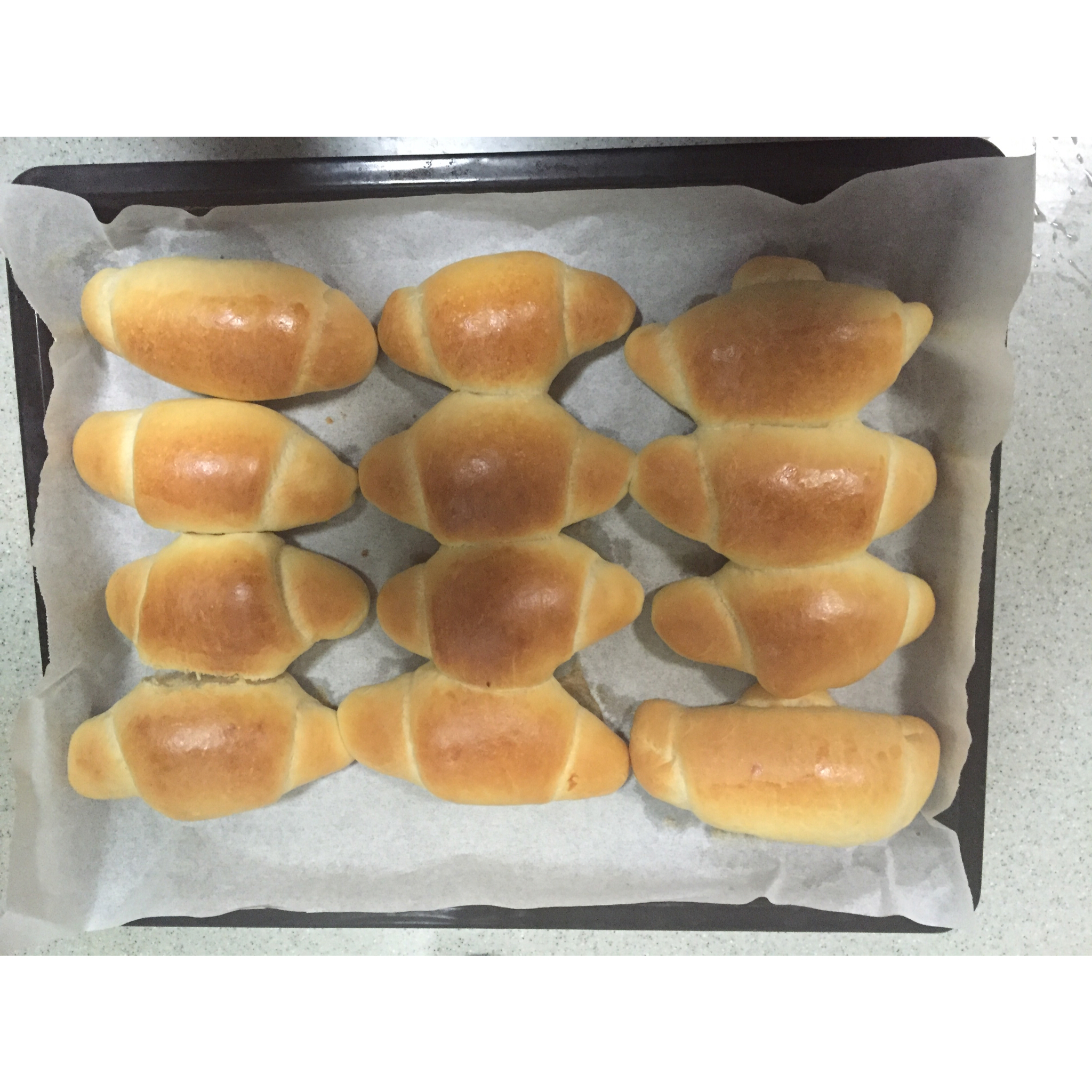 节日里的COMFORT FOOD --- 黄油面包卷