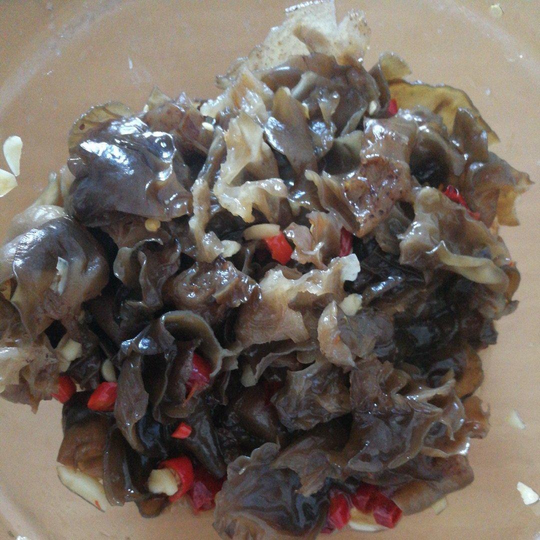 凉拌黑木耳