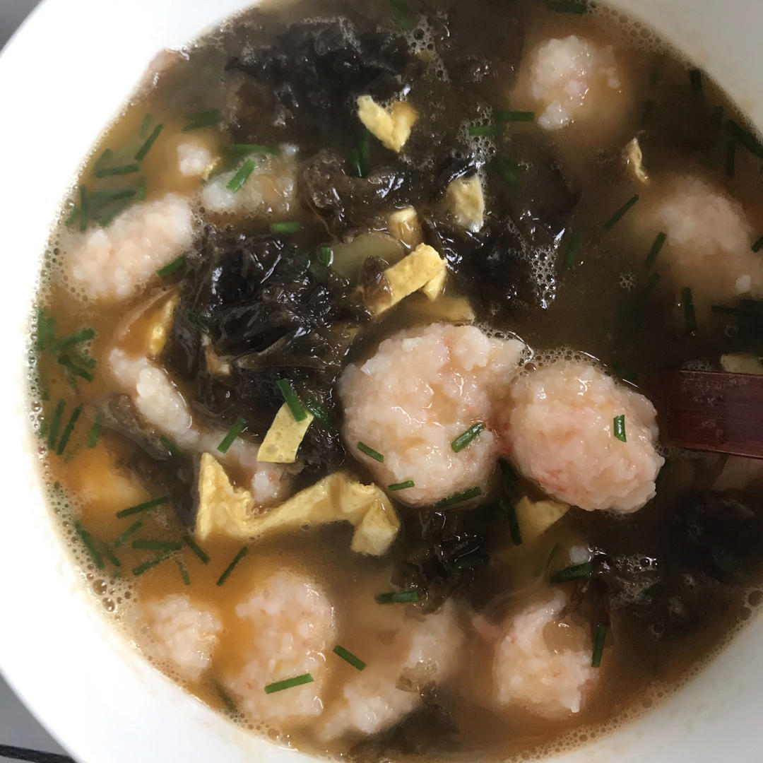 虾滑紫菜汤