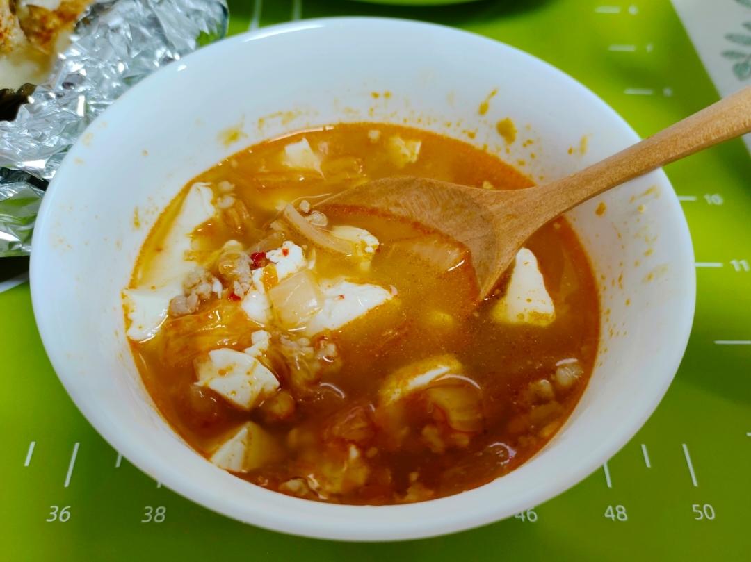 韩国大妈亲授— 韩式泡菜豆腐汤