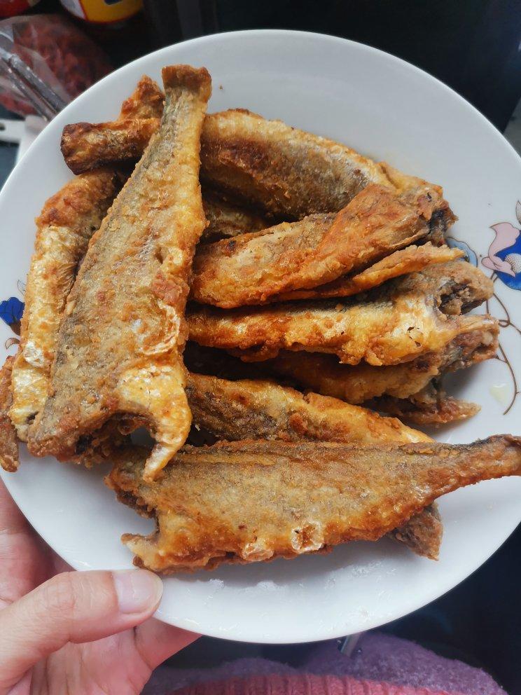 酥炸小黄花鱼