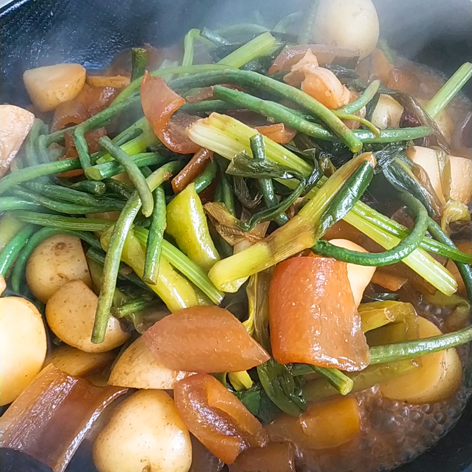 《酱小土豆🥔》东北人最爱！！！           零失败%              东北地道滴酱菜！！的做法