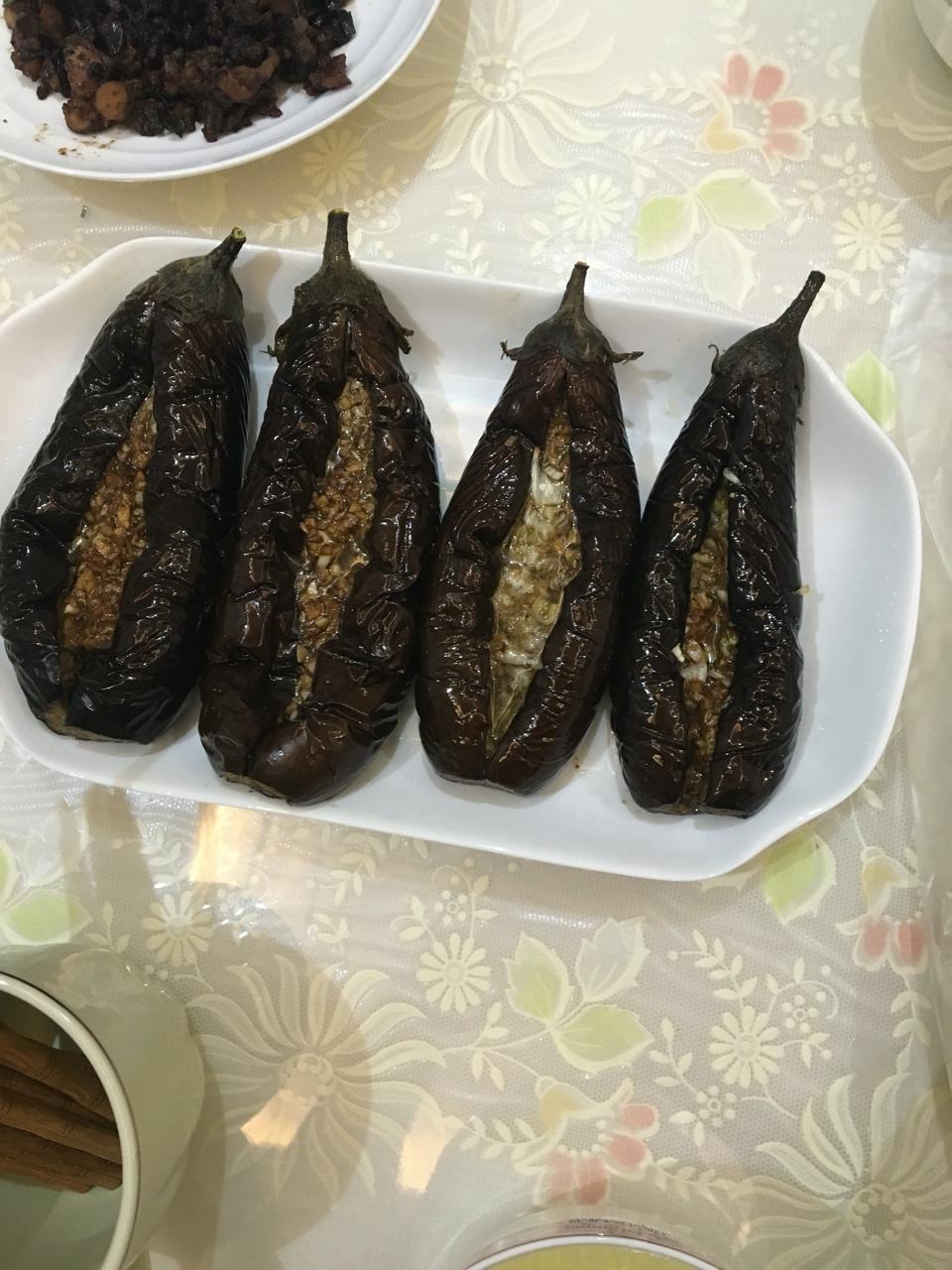 CC招牌菜销魂烤茄子，百吃不厌！