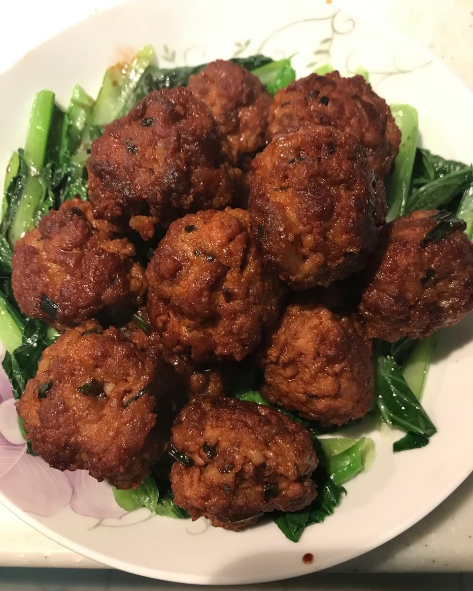 油条肉丸（油条版狮子头）