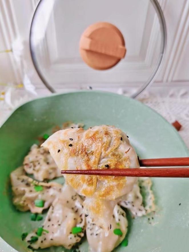 香煎槐花牛肉馄饨