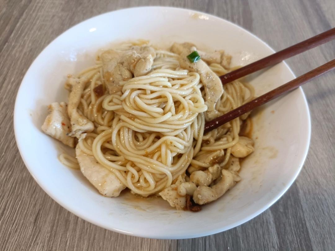 销魂鸡肉面