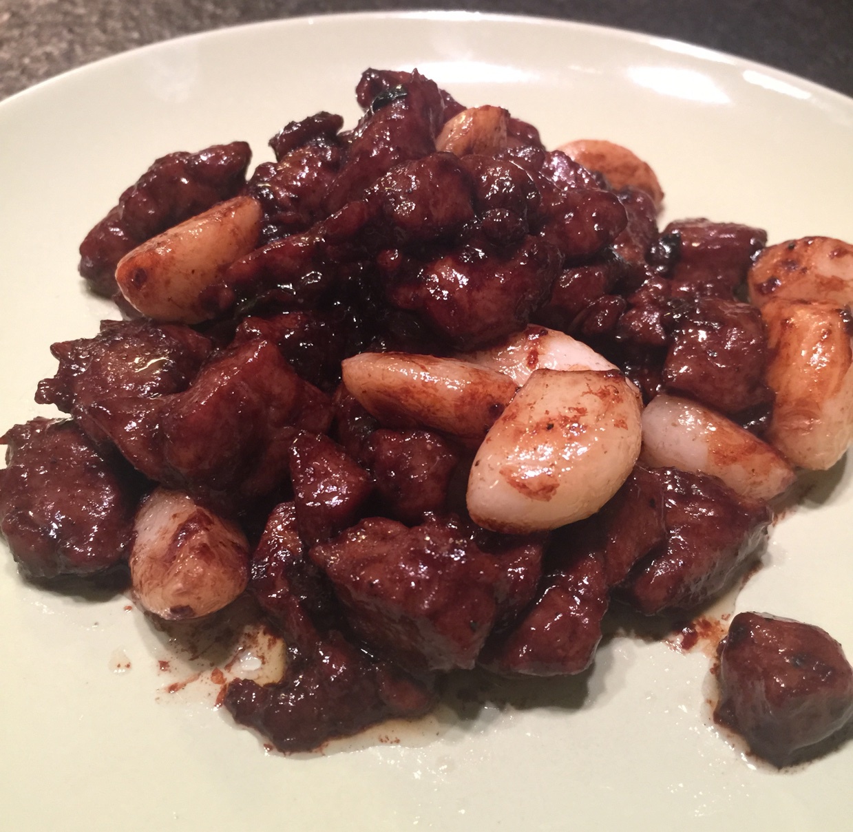 黑蒜子牛肉粒