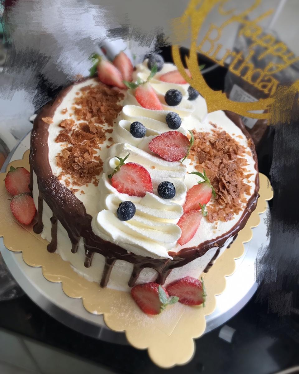 朱小珍做的蛋糕淋面:巧克力甘纳许淋面(超美腻超快手)