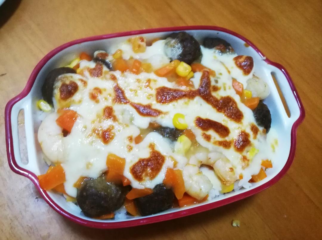 白汁海鲜焗饭