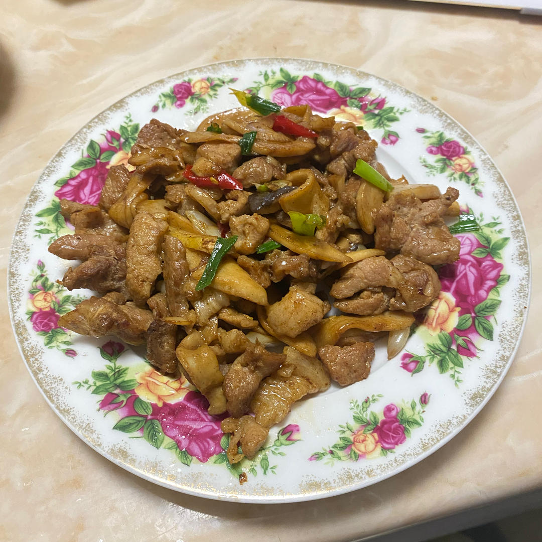 杏鲍菇炒肉丝