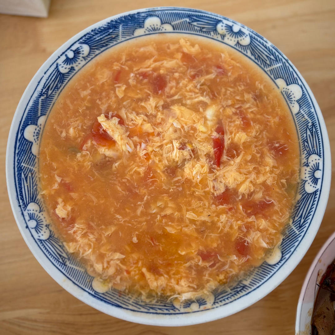 【跟我做不会错】简单又好喝的西红柿鸡蛋汤，家常又营养哦