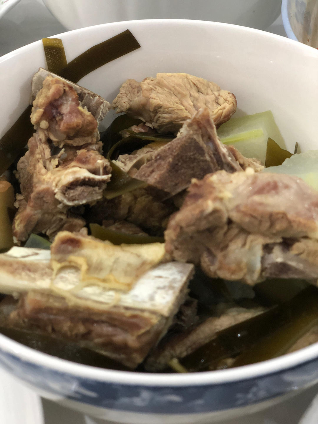 冬瓜排骨海带汤的做法