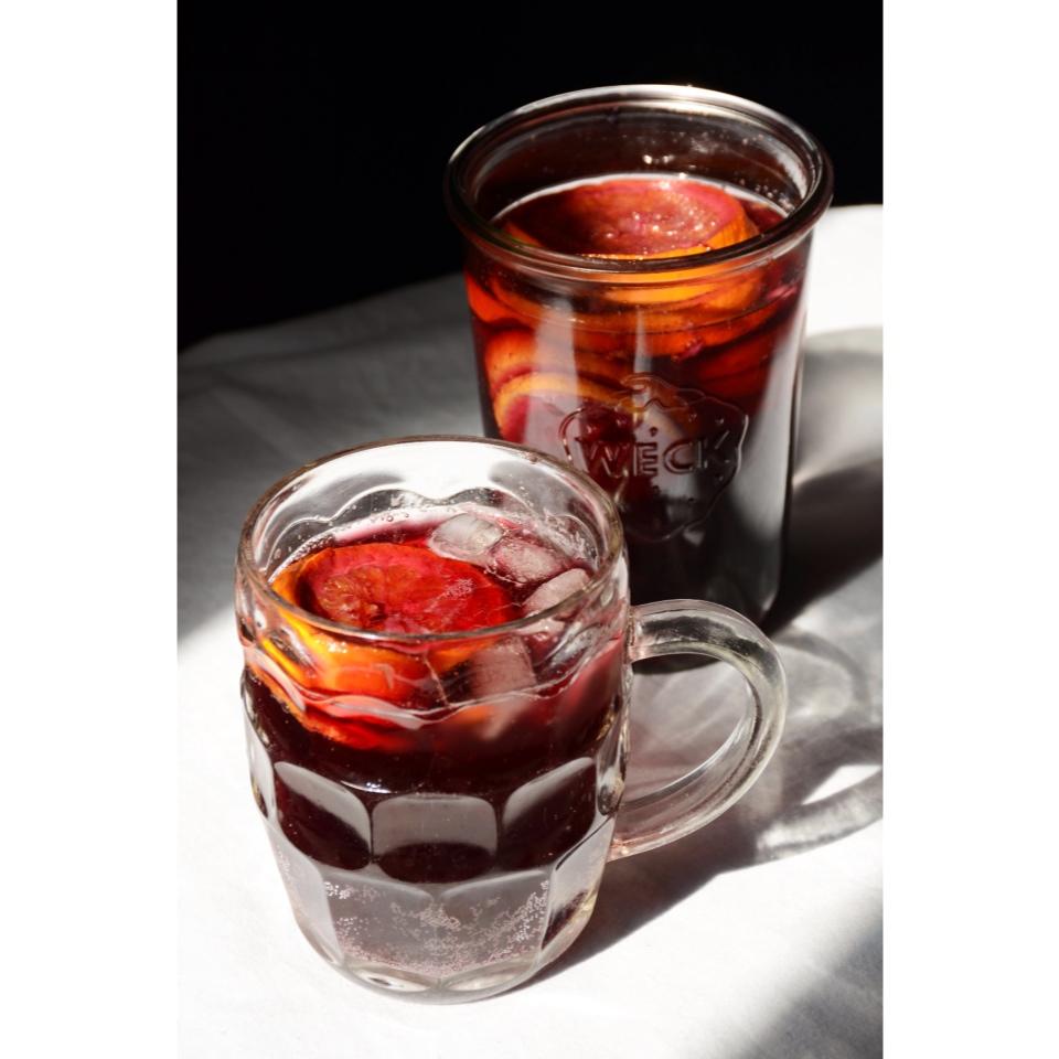 杜撰的柚子做的西班牙水果酒的万能配方sangria