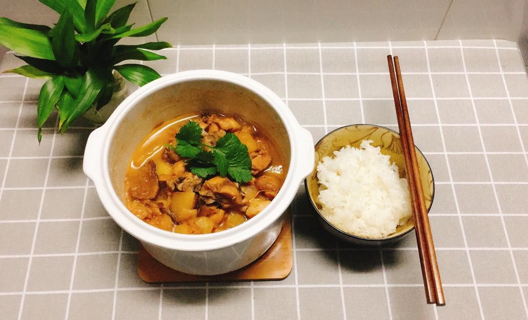 土豆炖鸡块