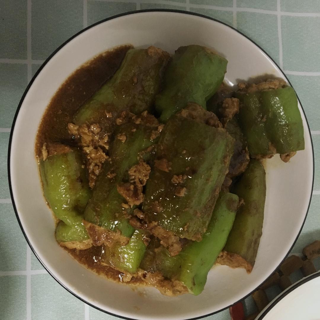虎皮尖椒酿肉