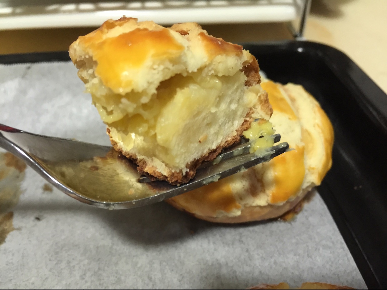 菠萝包（附10分钟手套膜和快速软面包做法）