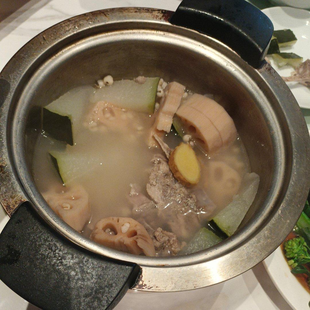 广东人夏天必喝的冬瓜薏米消暑祛湿汤