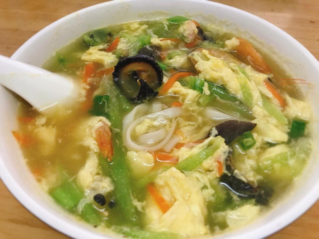 海参鲜虾鲜蔬面
