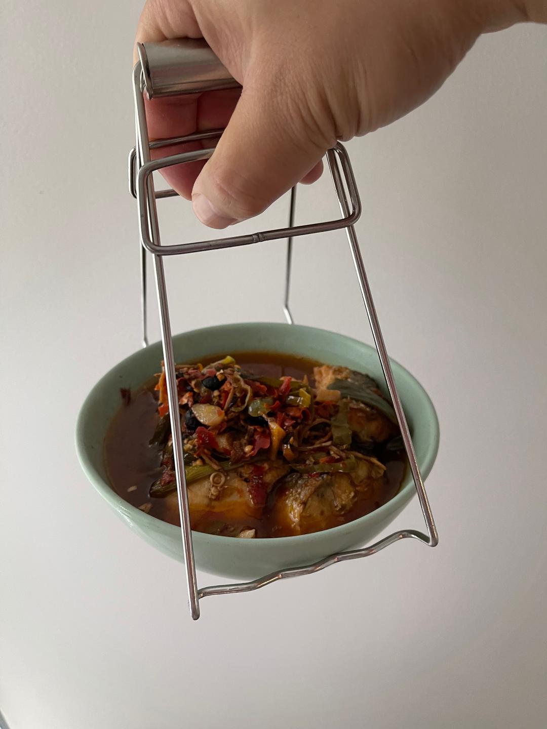 剁辣椒蒸鱼块