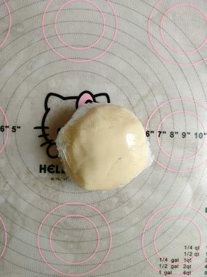 酥到掉一地渣的蛋黄酥(非常好操作、不破皮)的做法 步骤8