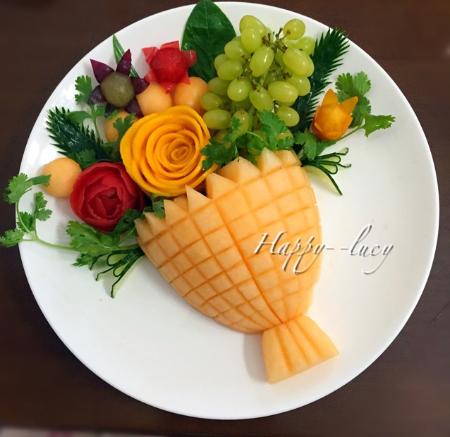 happy__lucy做的创意水果拼盘