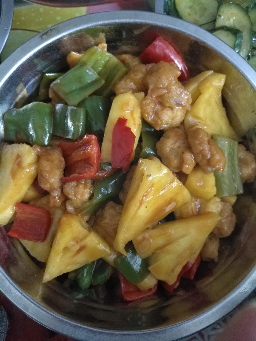 菠萝咕咾肉