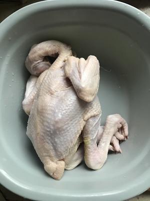 红烧童子鸡（古法烹制）的做法 步骤2