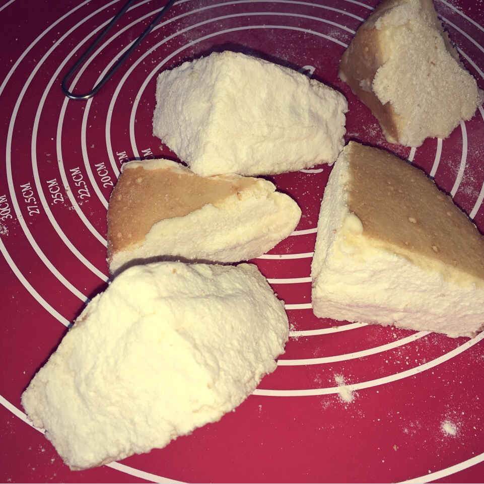 奶酪海绵蛋糕<超红奶酪包的软妹!>