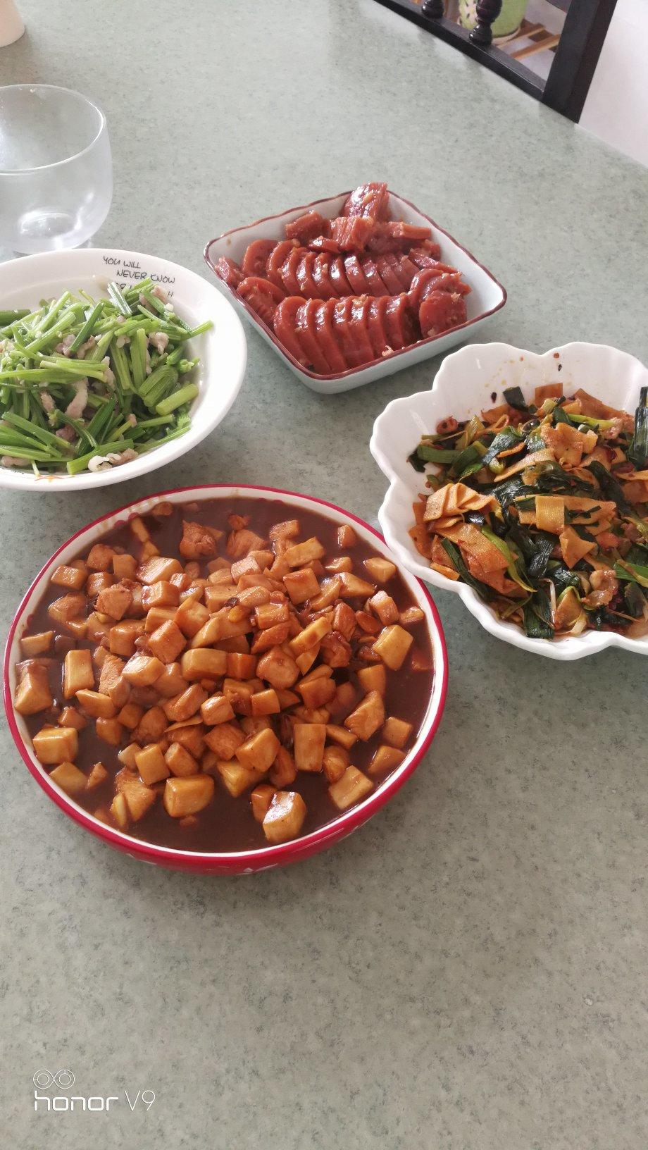 黑椒鸡丁杏鲍菇