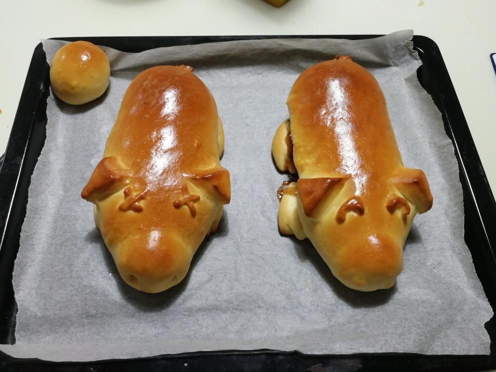 祭祖金猪面包