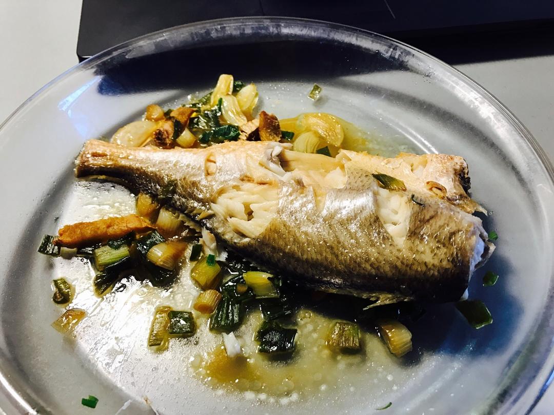 超快手超美味微波炉黄花鱼【老爹秘籍】