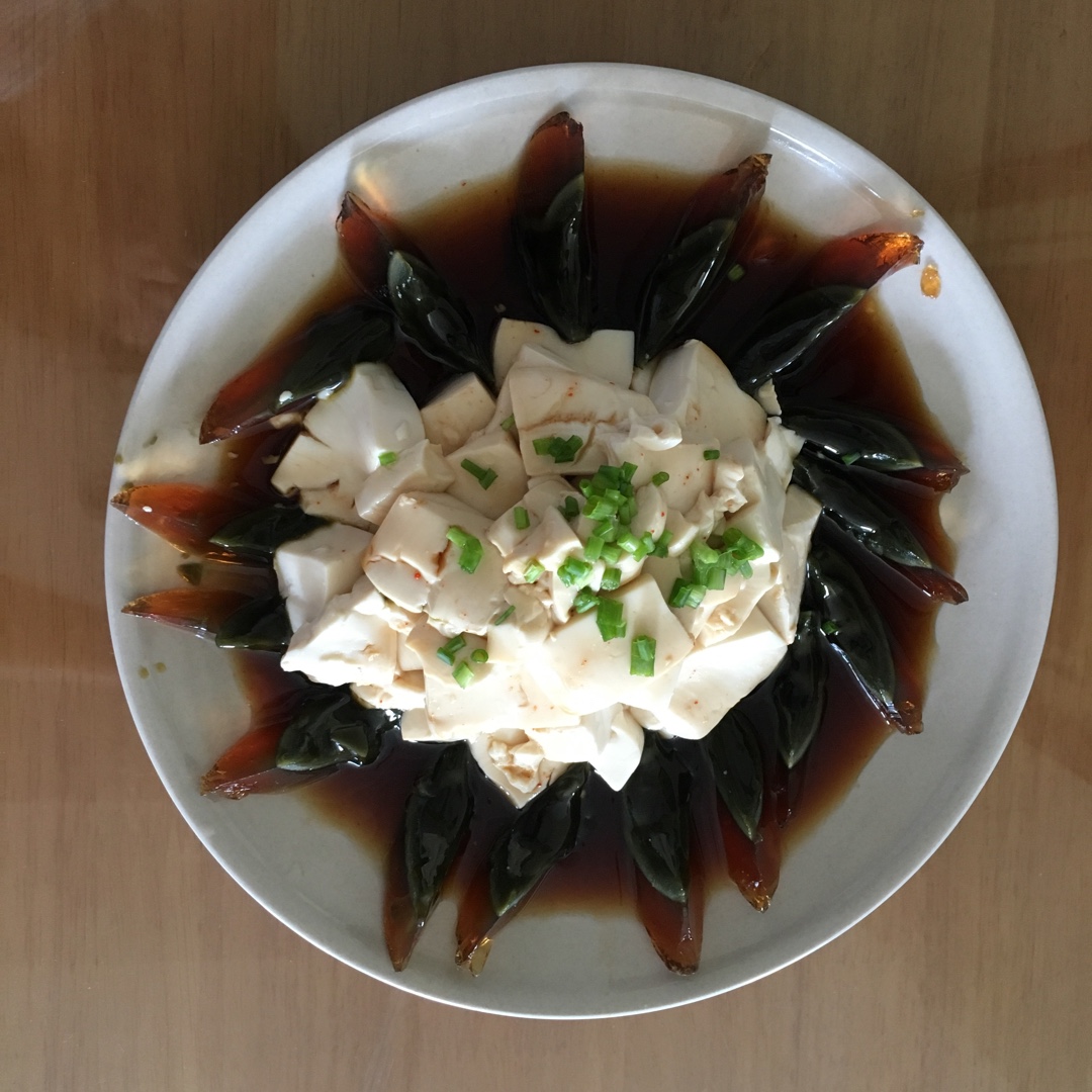 唐唐dp3o做的皮蛋豆腐