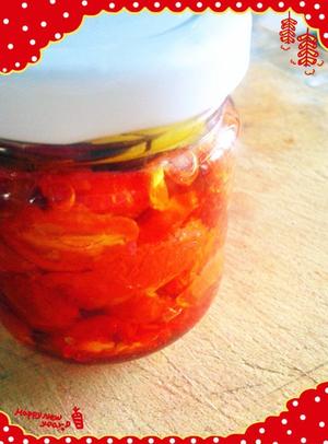 香料橄榄油渍番茄的做法 步骤1