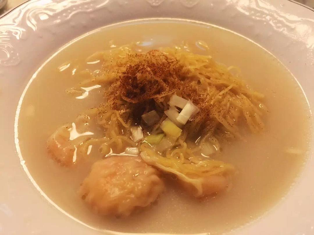 龙利鱼云吞