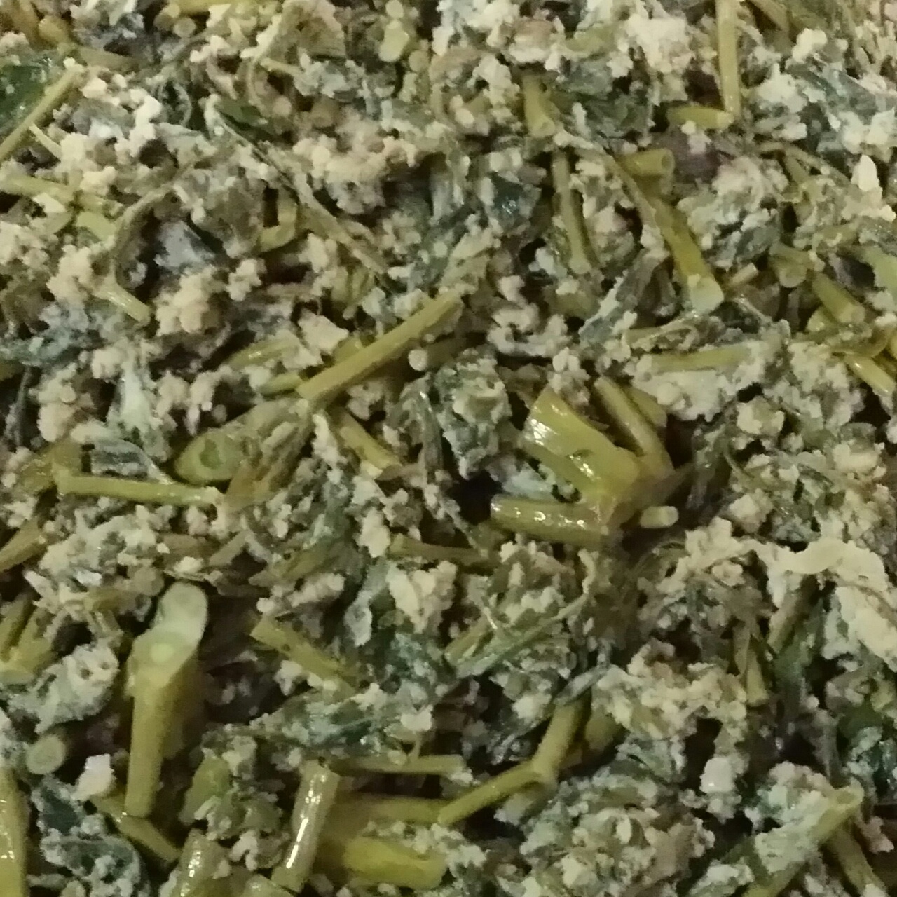 应季香椿炒鹅蛋