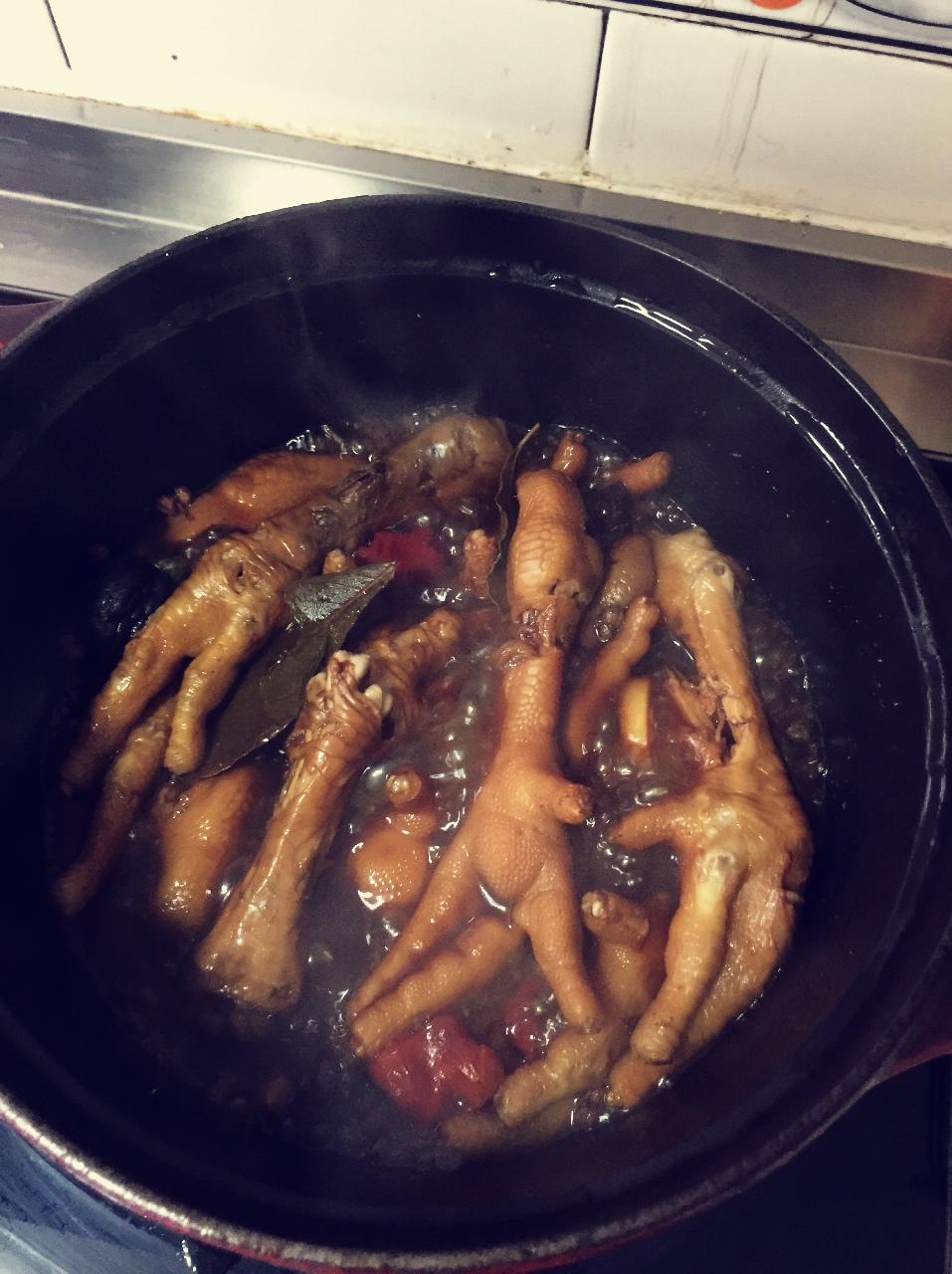 秘制红烧鸡爪