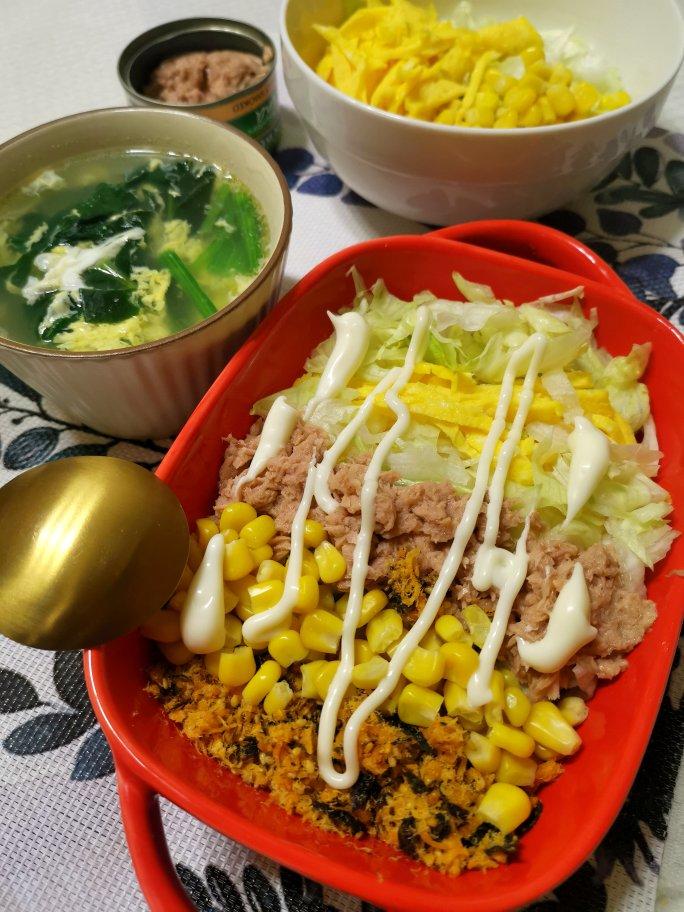 小金牛的希望夏天做的孩子超爱吃的金枪鱼海苔拌饭